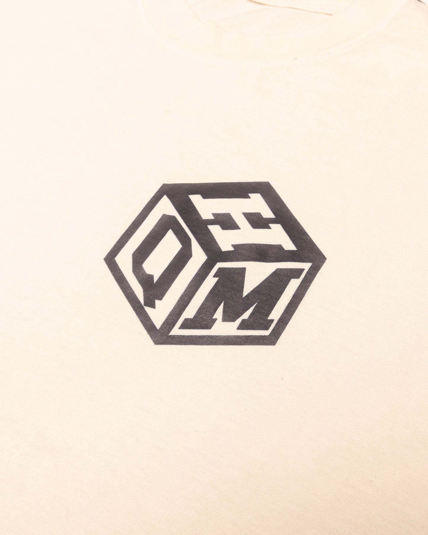 DICES TEE SHIRT IN CREAM/NAVY BLUE